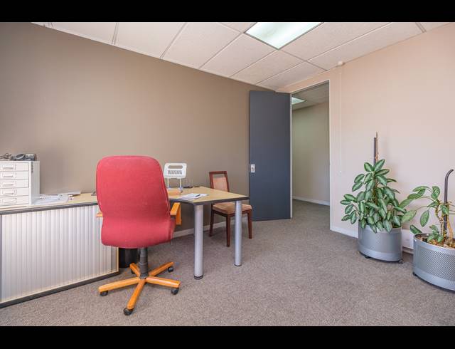 867M² BUILDING FOR SALE IN FERNDALE